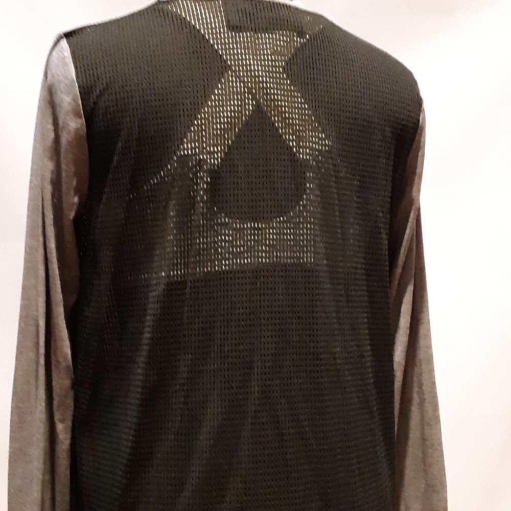 Athleta medium like brand new long sleeve shirt